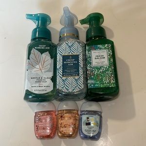 BATH & BODY WORKS FOAMING SOAP- NEW!!